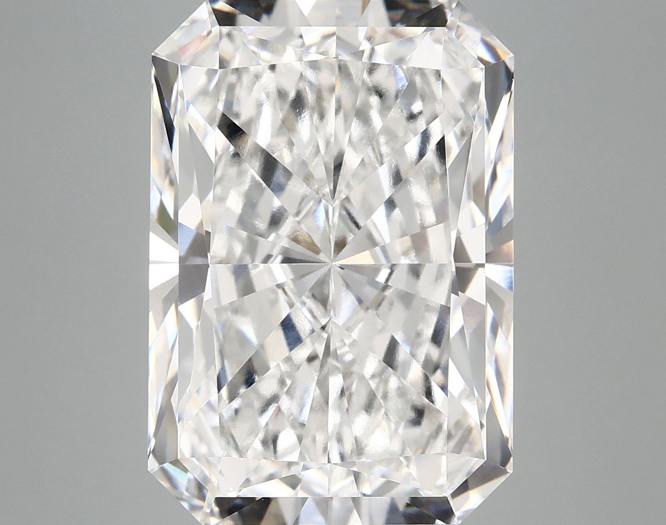 10.20 CT Radiant Diamond