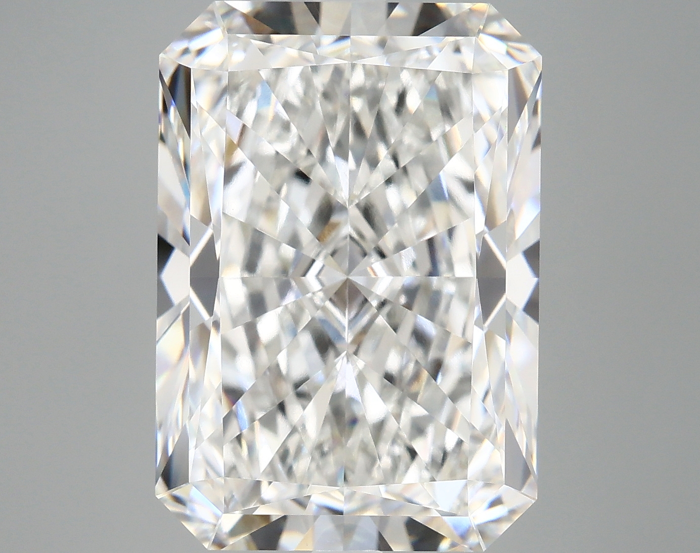 10.69 CT Radiant Diamond