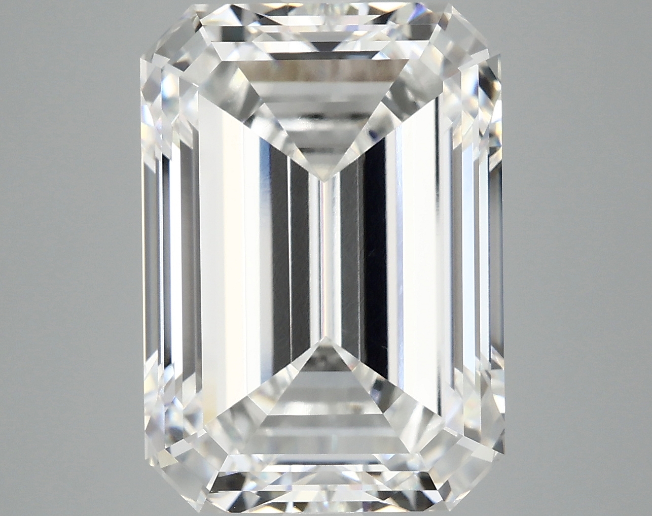 10.07 CT Emerald Diamond