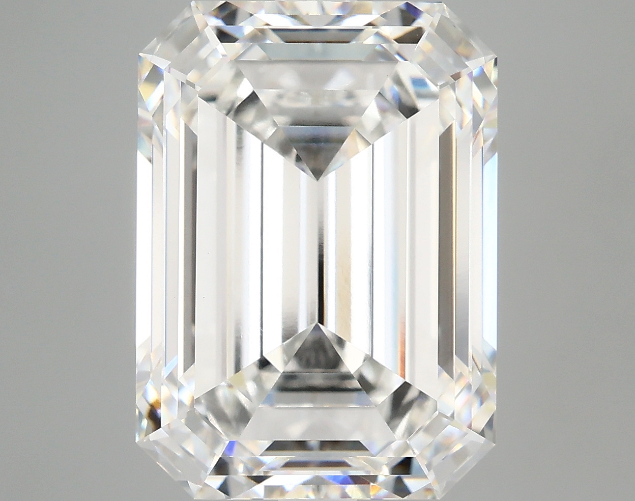 10.17 CT Emerald Diamond