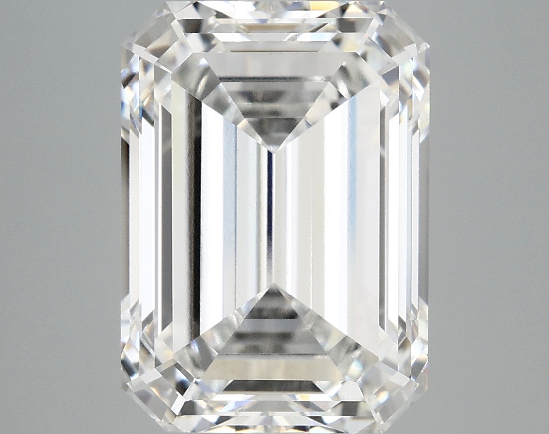 7.18 CT Emerald Diamond