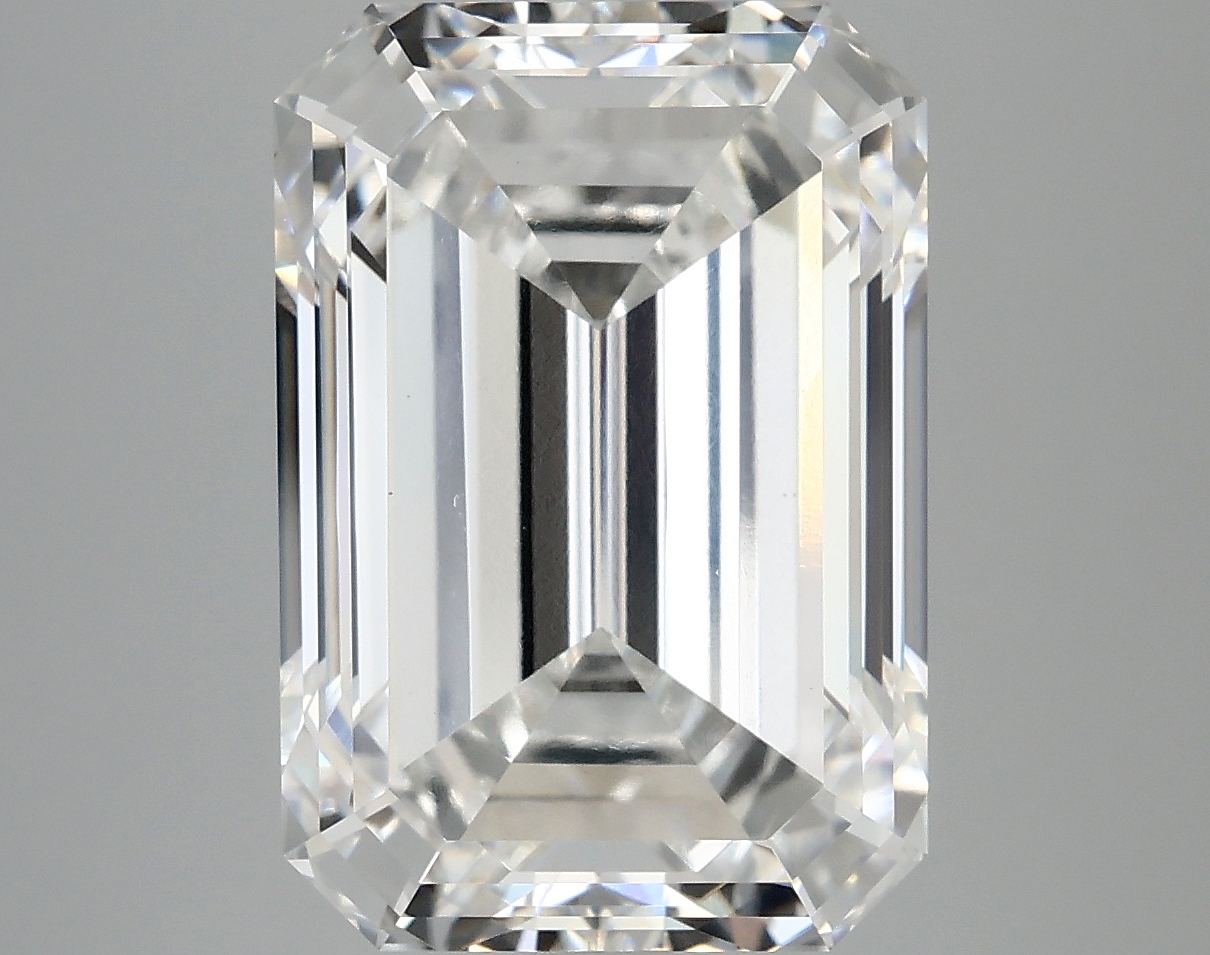 8.30 CT Emerald Diamond