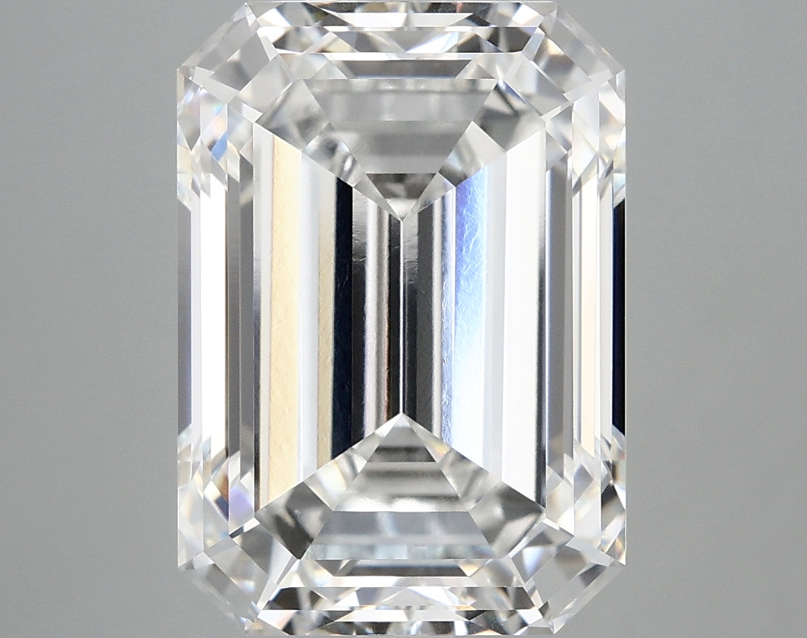 8.49 CT Emerald Diamond
