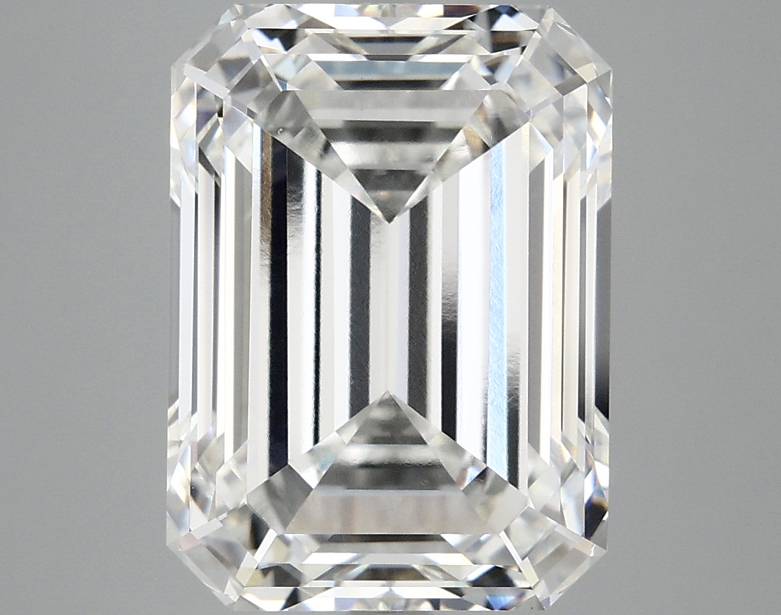 7.65 CT Emerald Diamond