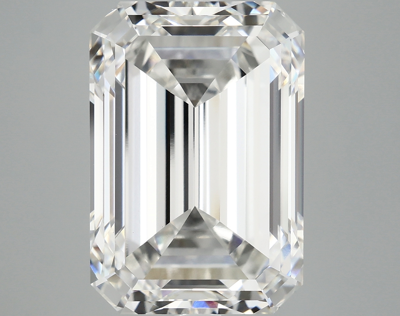 10.48 CT Emerald Diamond