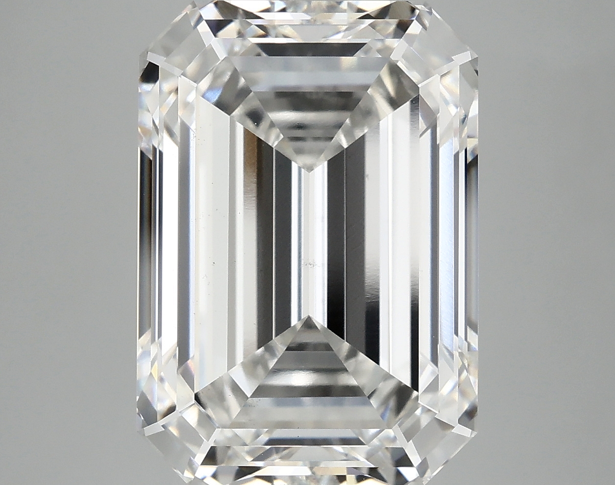 10.69 CT Emerald Diamond