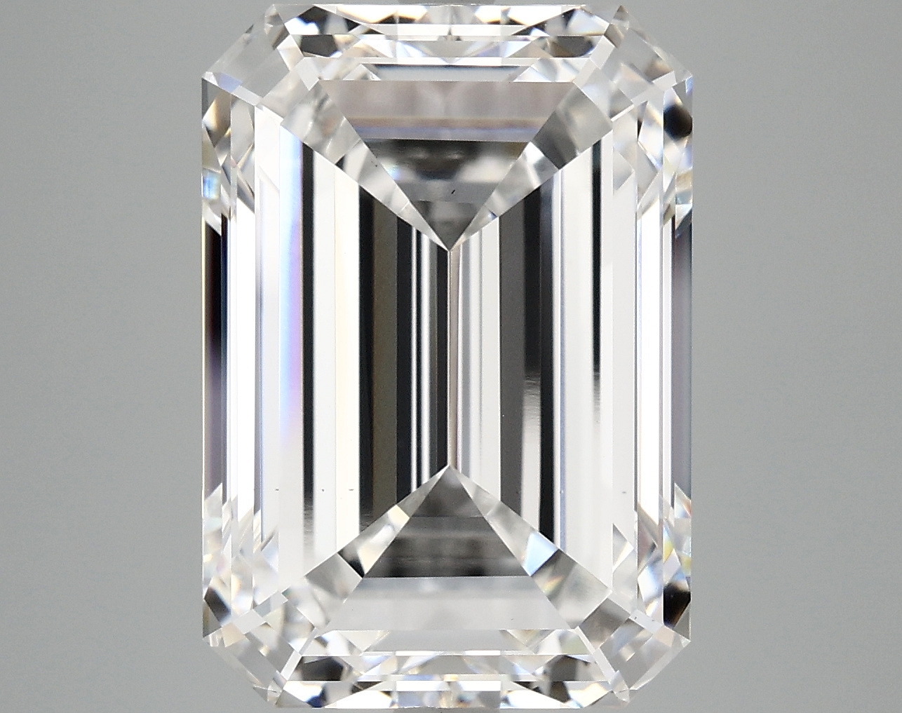 10.59 CT Emerald Diamond