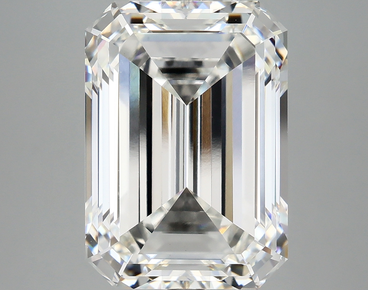 8.40 CT Emerald Diamond