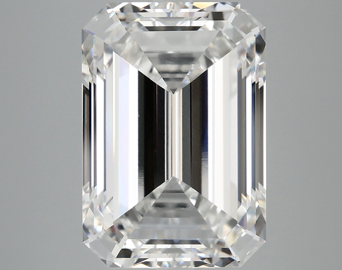 8.38 CT Emerald Diamond