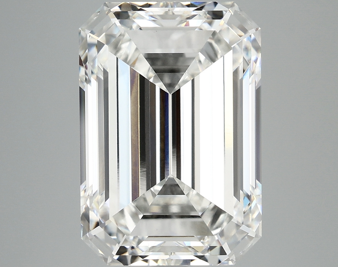 8.32 CT Emerald Diamond