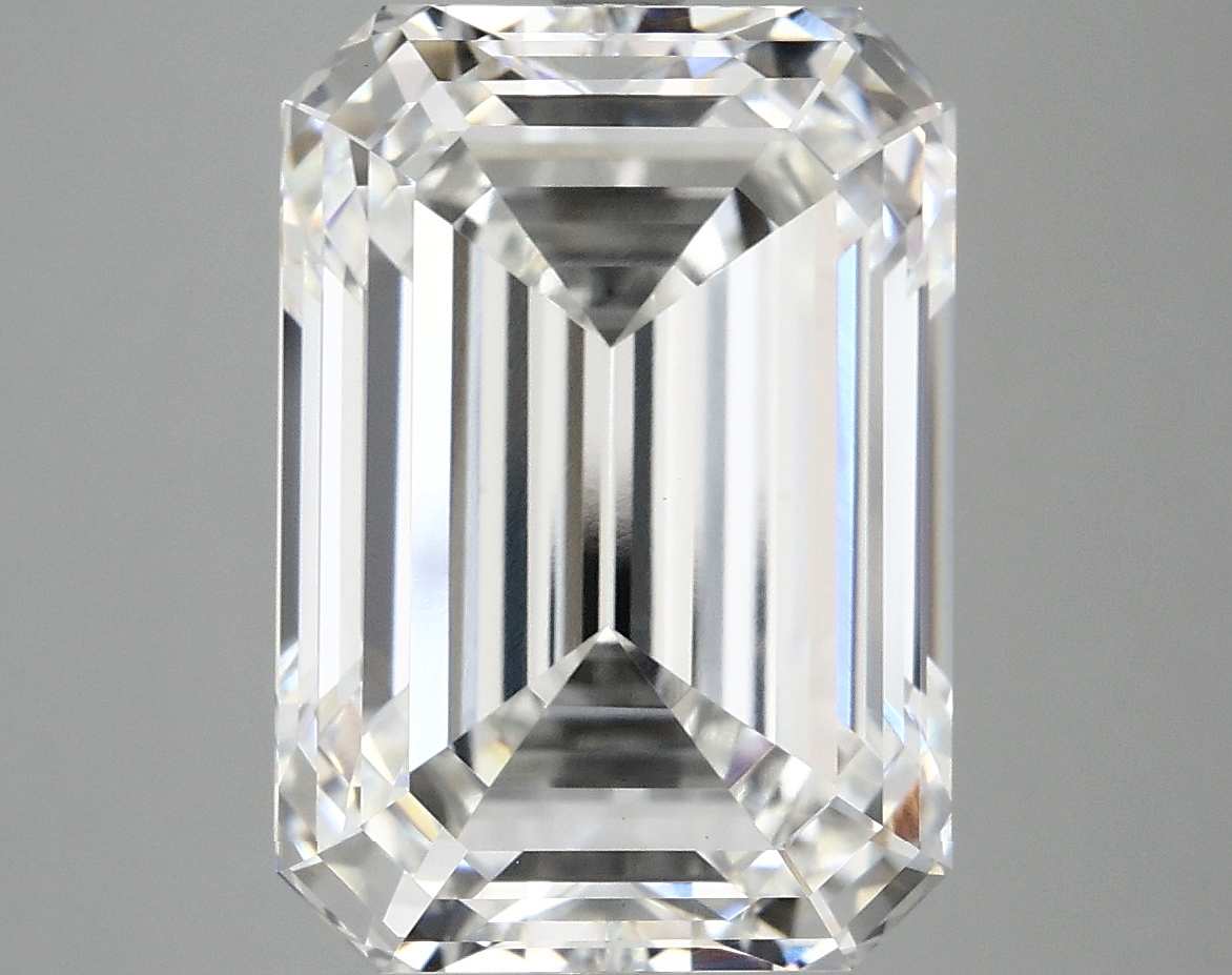 8.26 CT Emerald Diamond