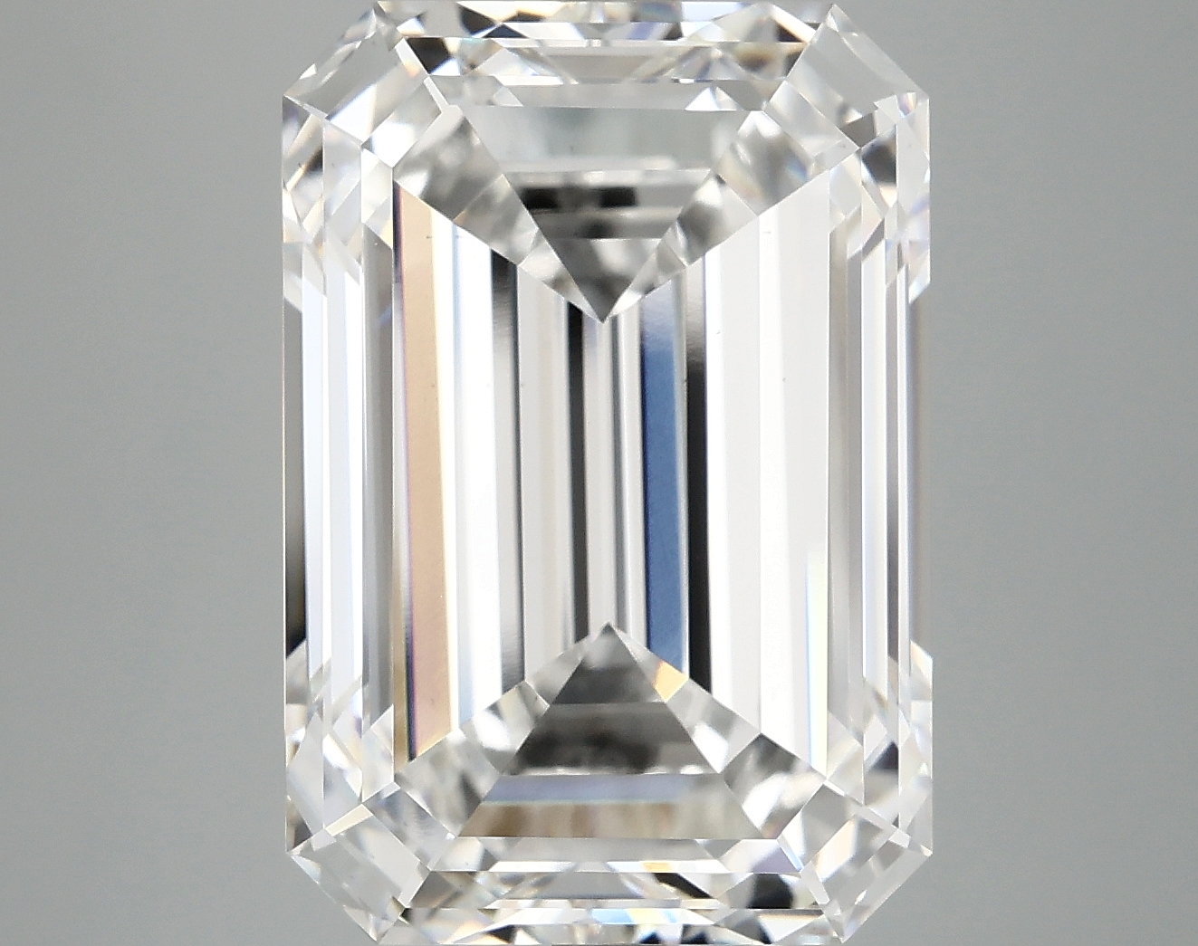 11.51 CT Emerald Diamond