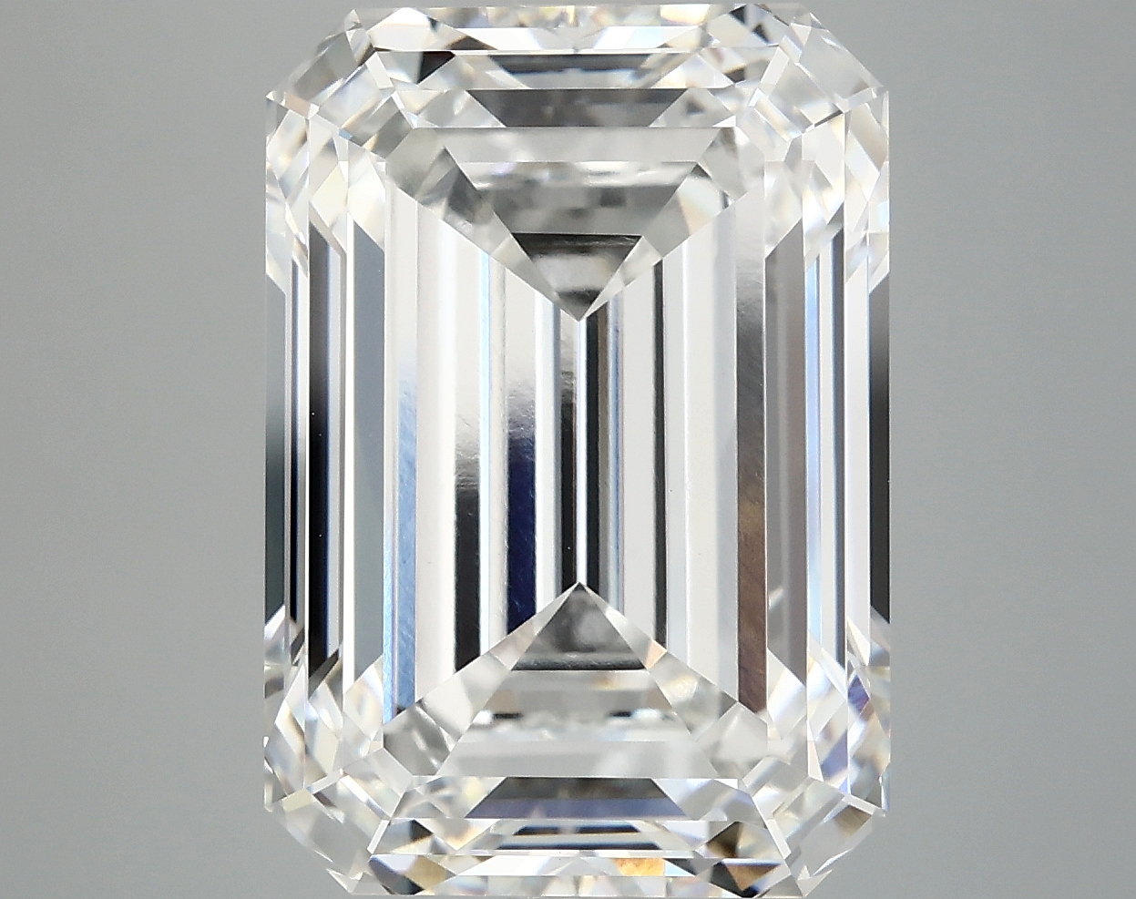 10.24 CT Emerald Diamond