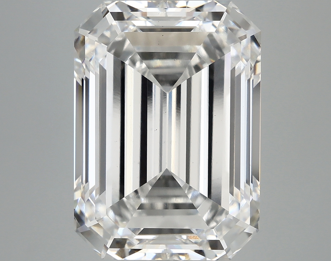 10.83 CT Emerald Diamond