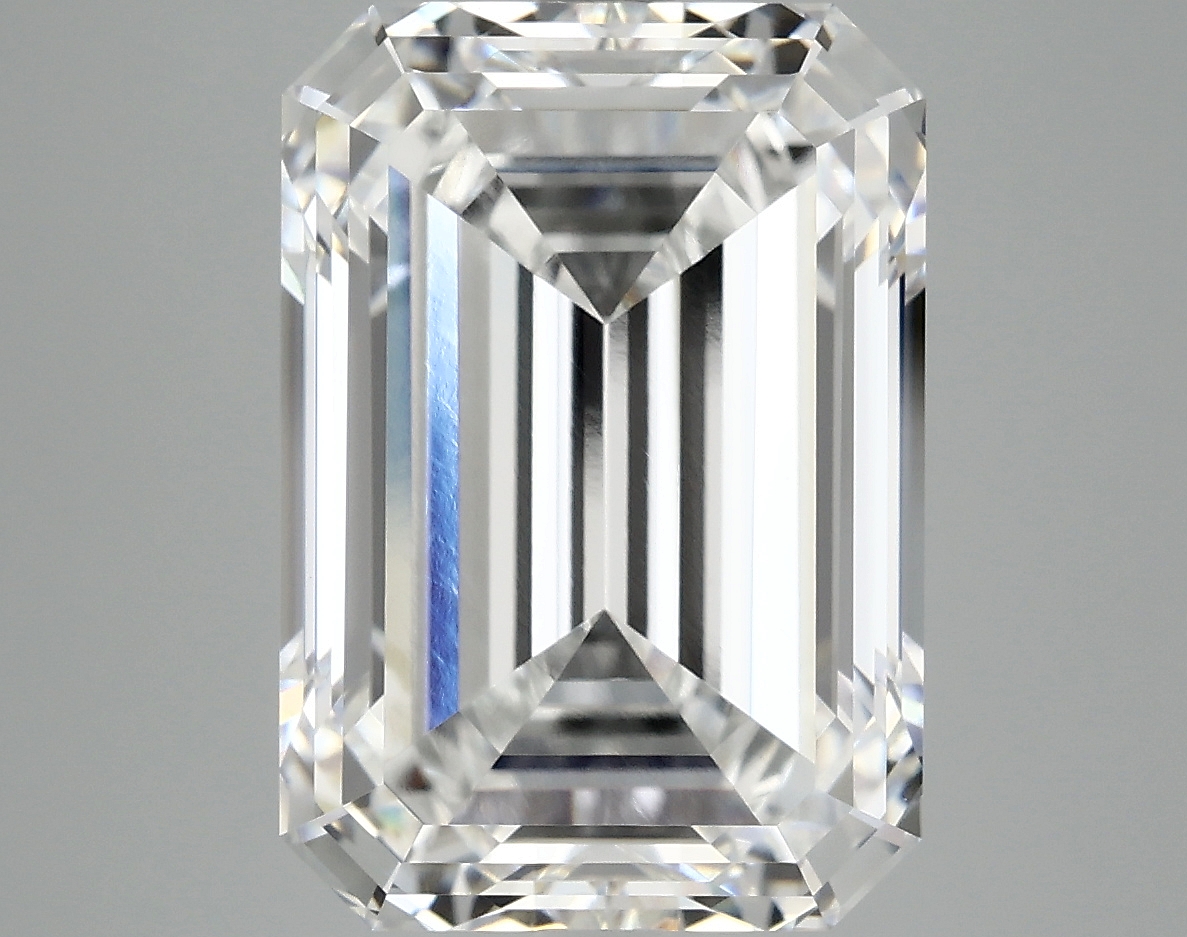 8.21 CT Emerald Diamond