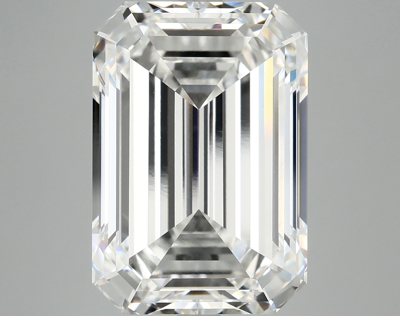 10.28 CT Emerald Diamond