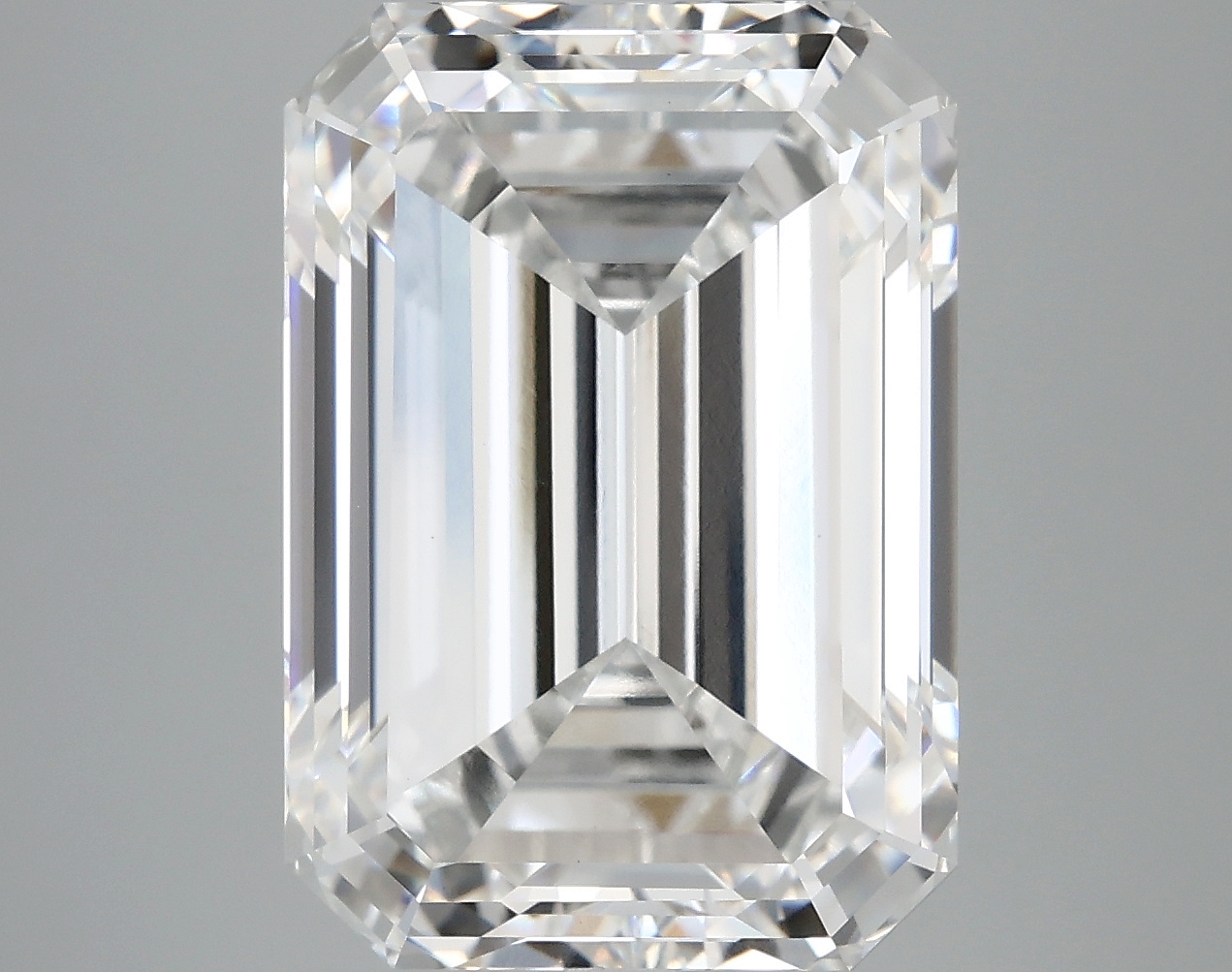 10.45 CT Emerald Diamond