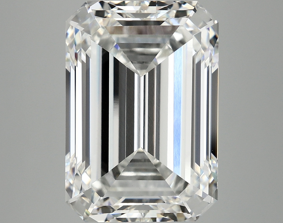 8.87 CT Emerald Diamond