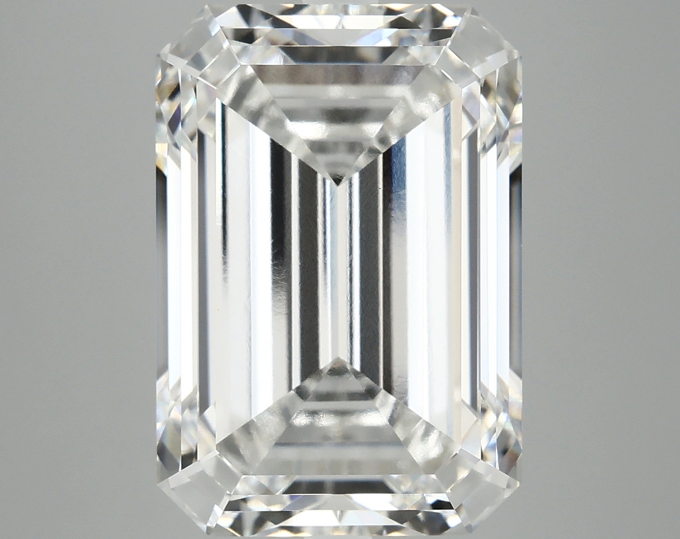 10.65 CT Emerald Diamond