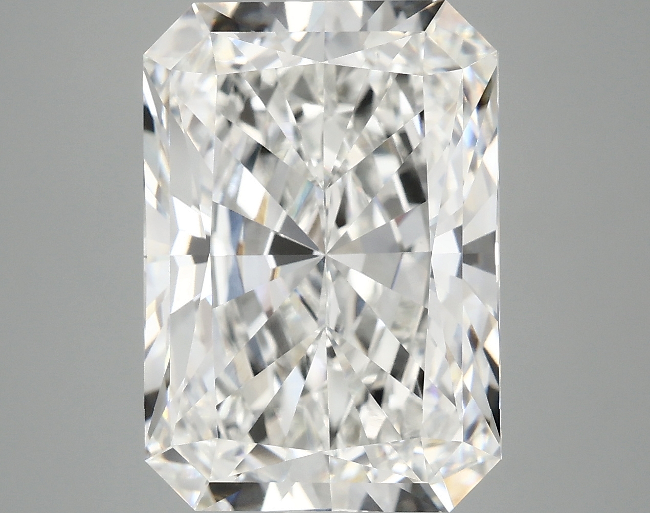 8.58 CT Radiant Diamond