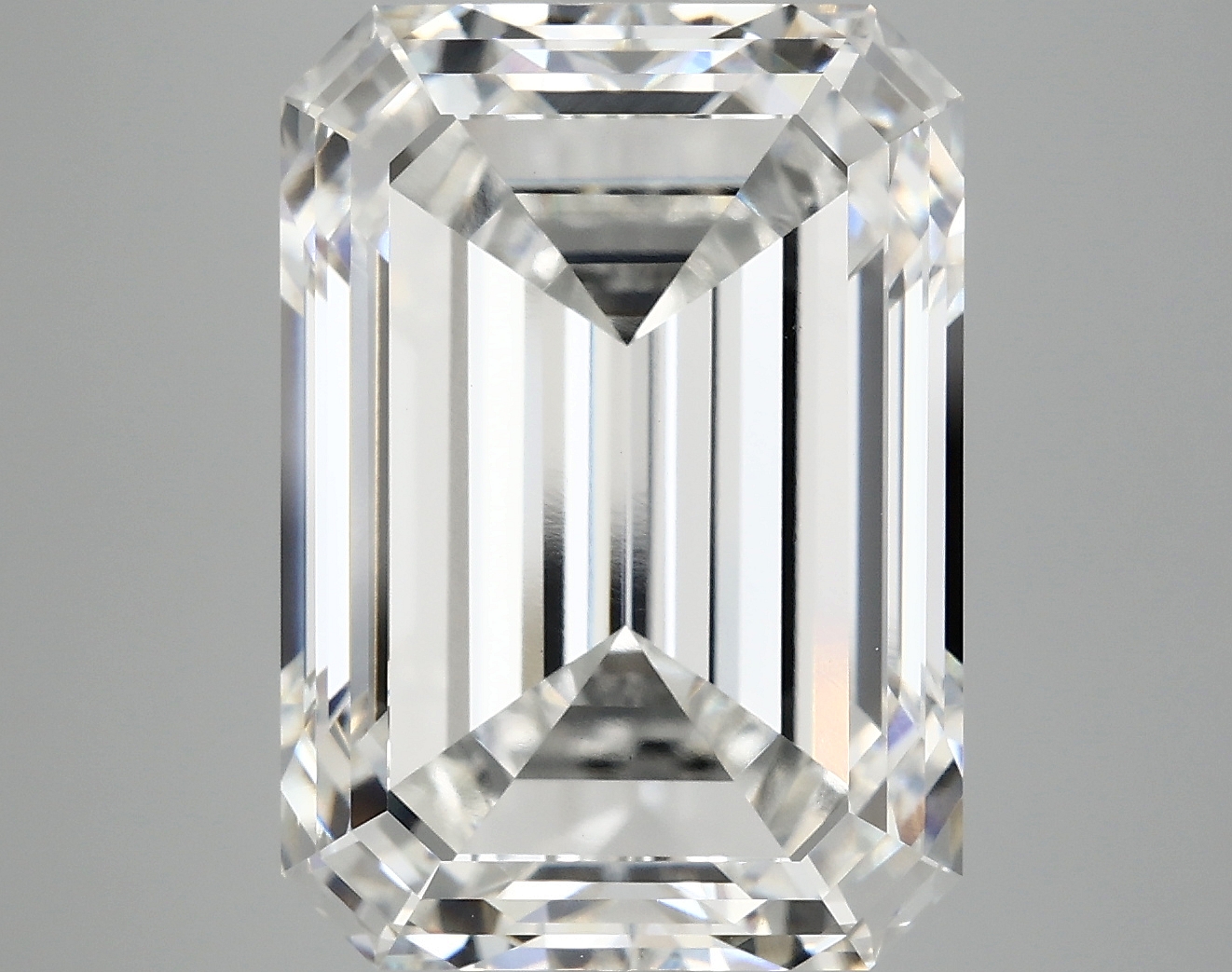 12.58 CT Emerald Diamond