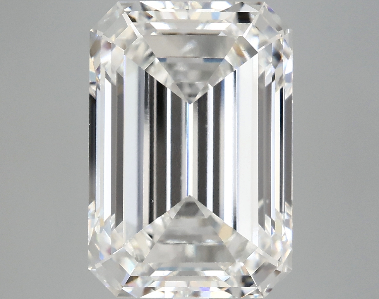 10.40 CT Emerald Diamond