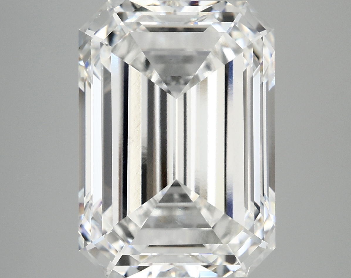 8.26 CT Emerald Diamond