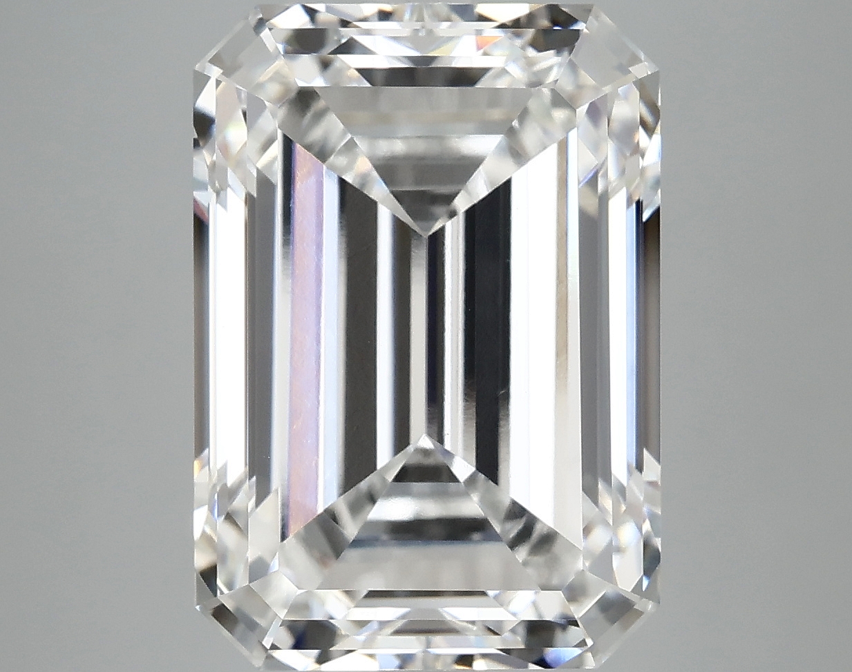 9.26 CT Emerald Diamond