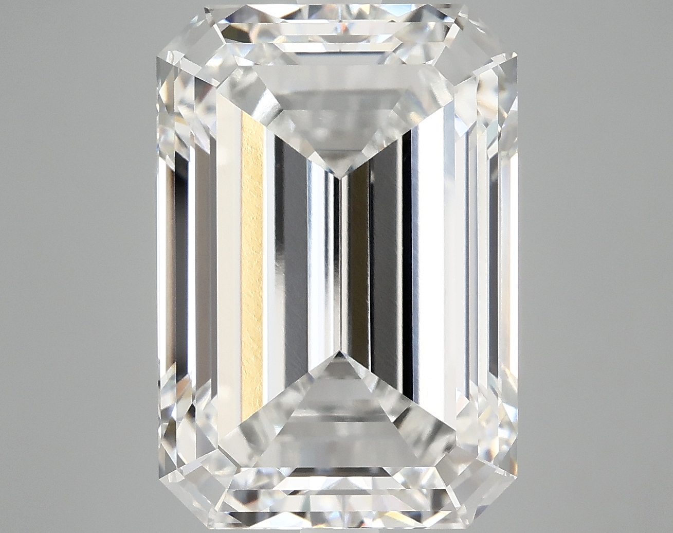 10.54 CT Emerald Diamond