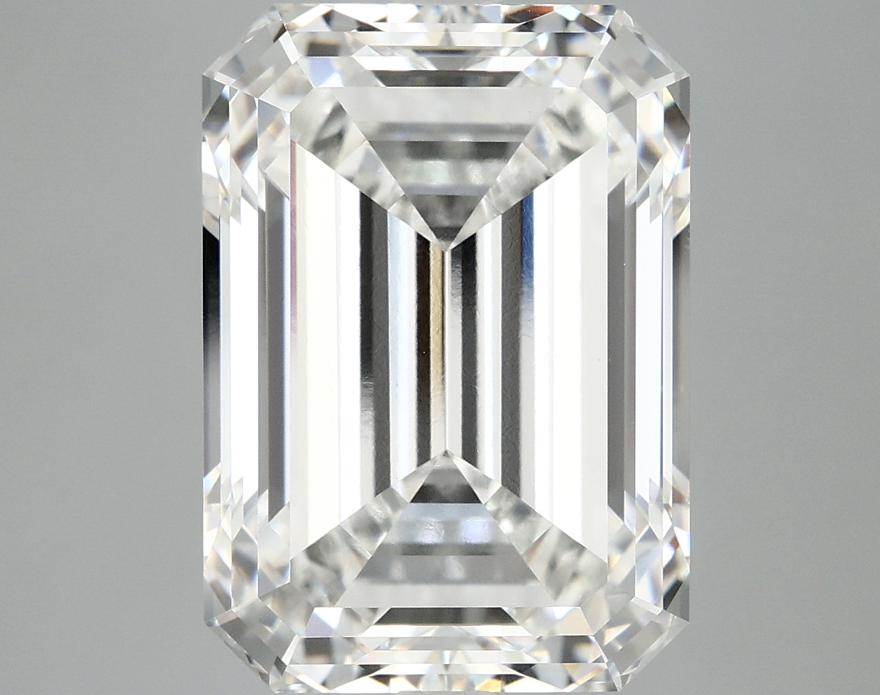 10.20 CT Emerald Diamond