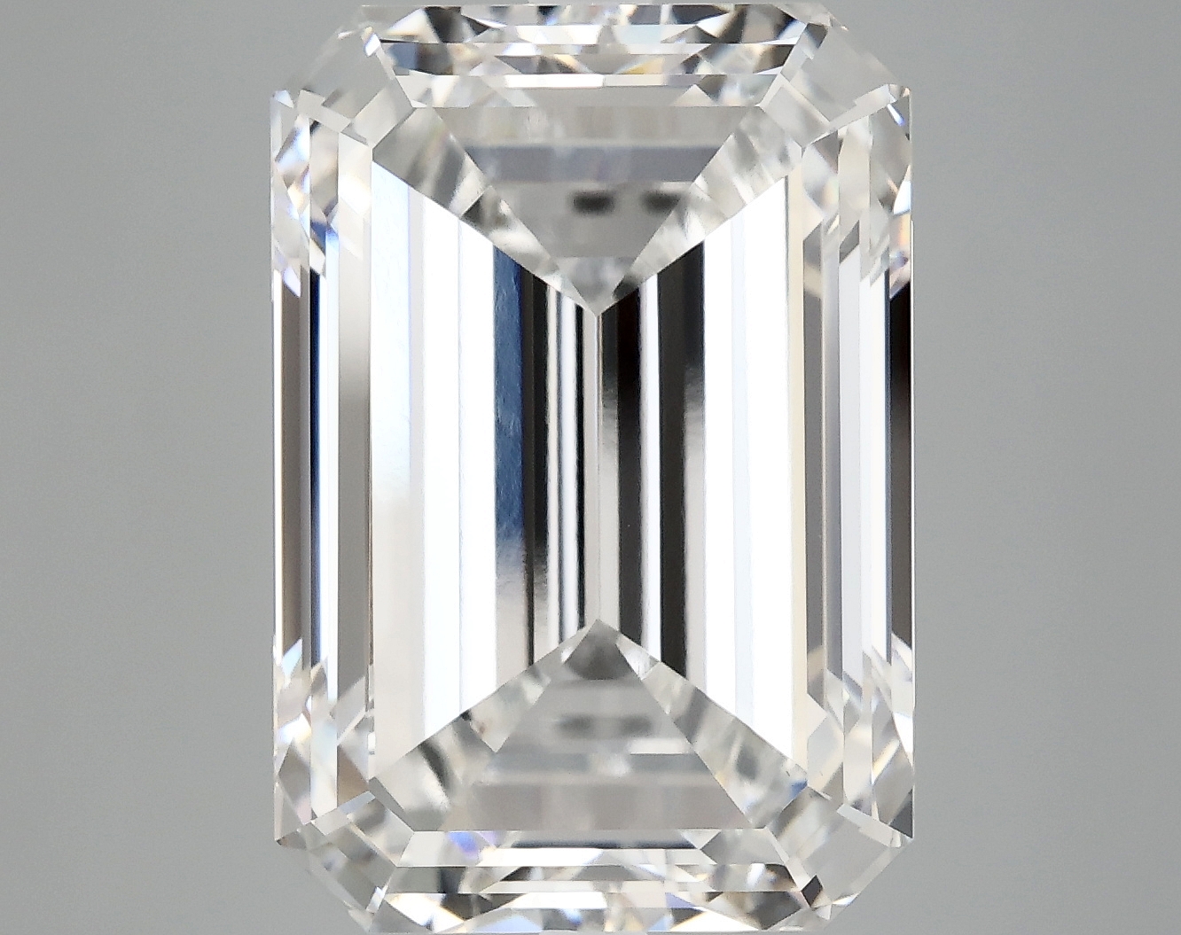 11.06 CT Emerald Diamond