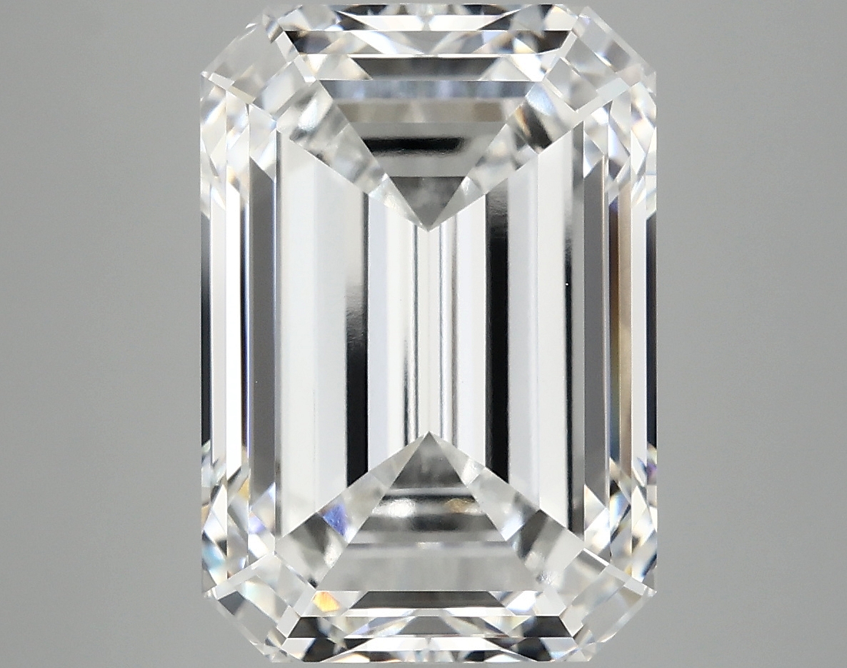 8.64 CT Emerald Diamond