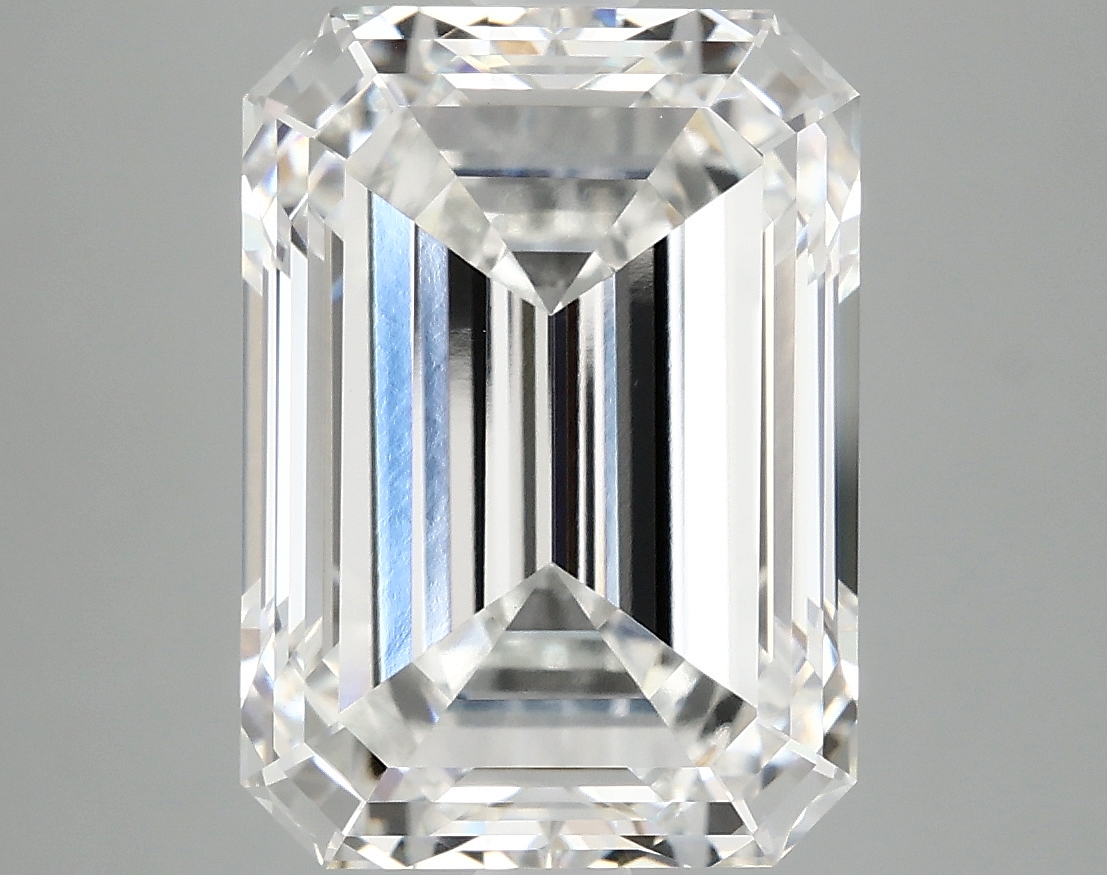 7.18 CT Emerald Diamond