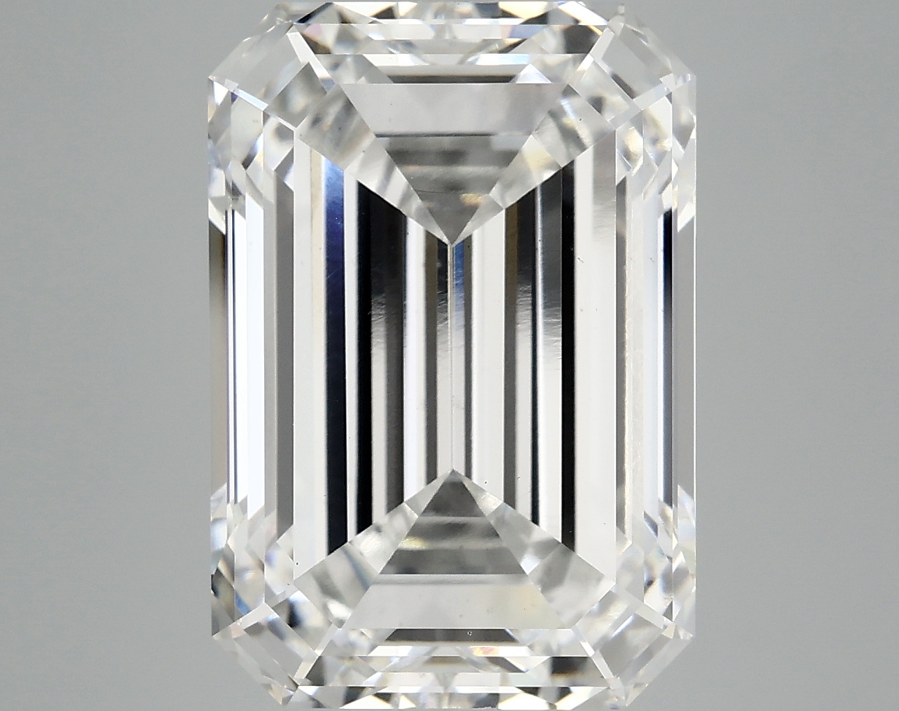 10.58 CT Emerald Diamond