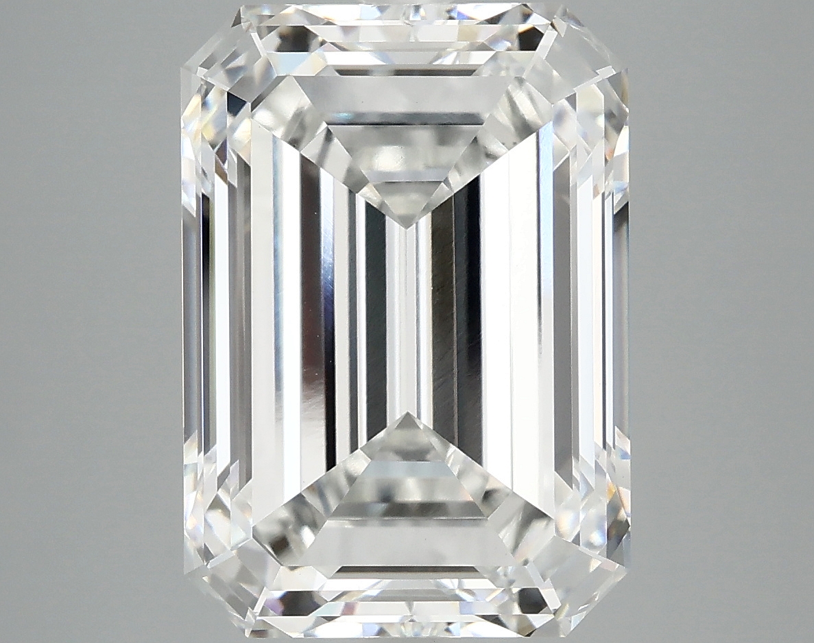 8.29 CT Emerald Diamond