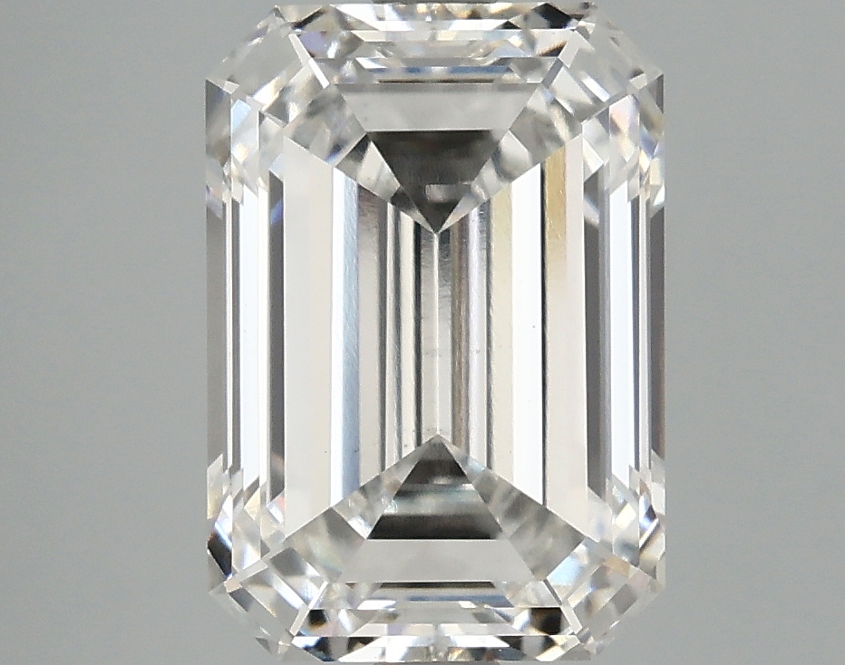 4.06 CT Emerald Diamond