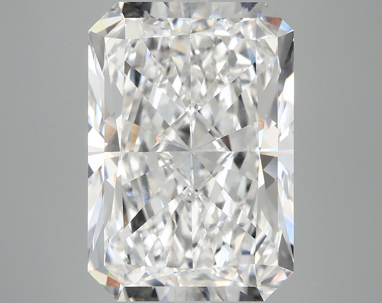 10.18 CT Radiant Diamond