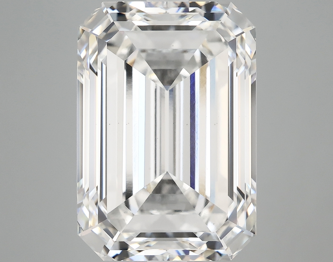 10.33 CT Emerald Diamond