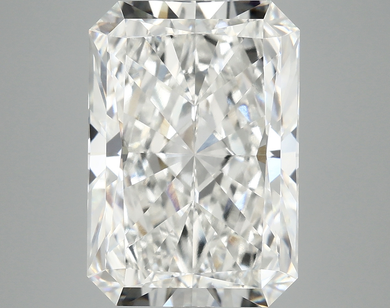 8.56 CT Radiant Diamond