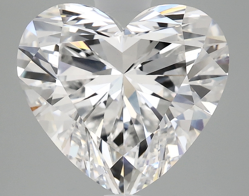 4.09 CT Heart Diamond