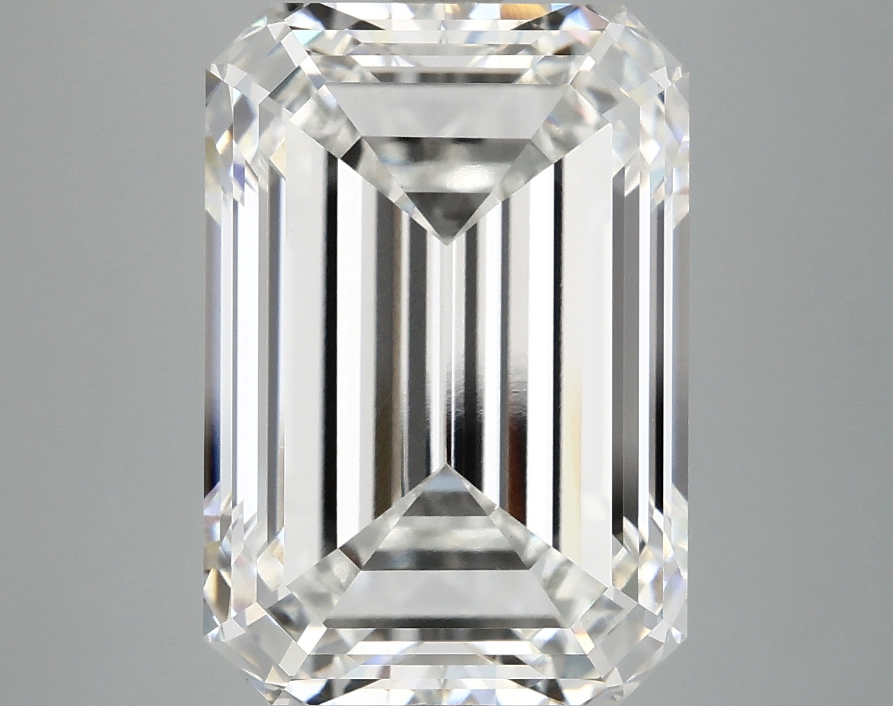 10.31 CT Emerald Diamond