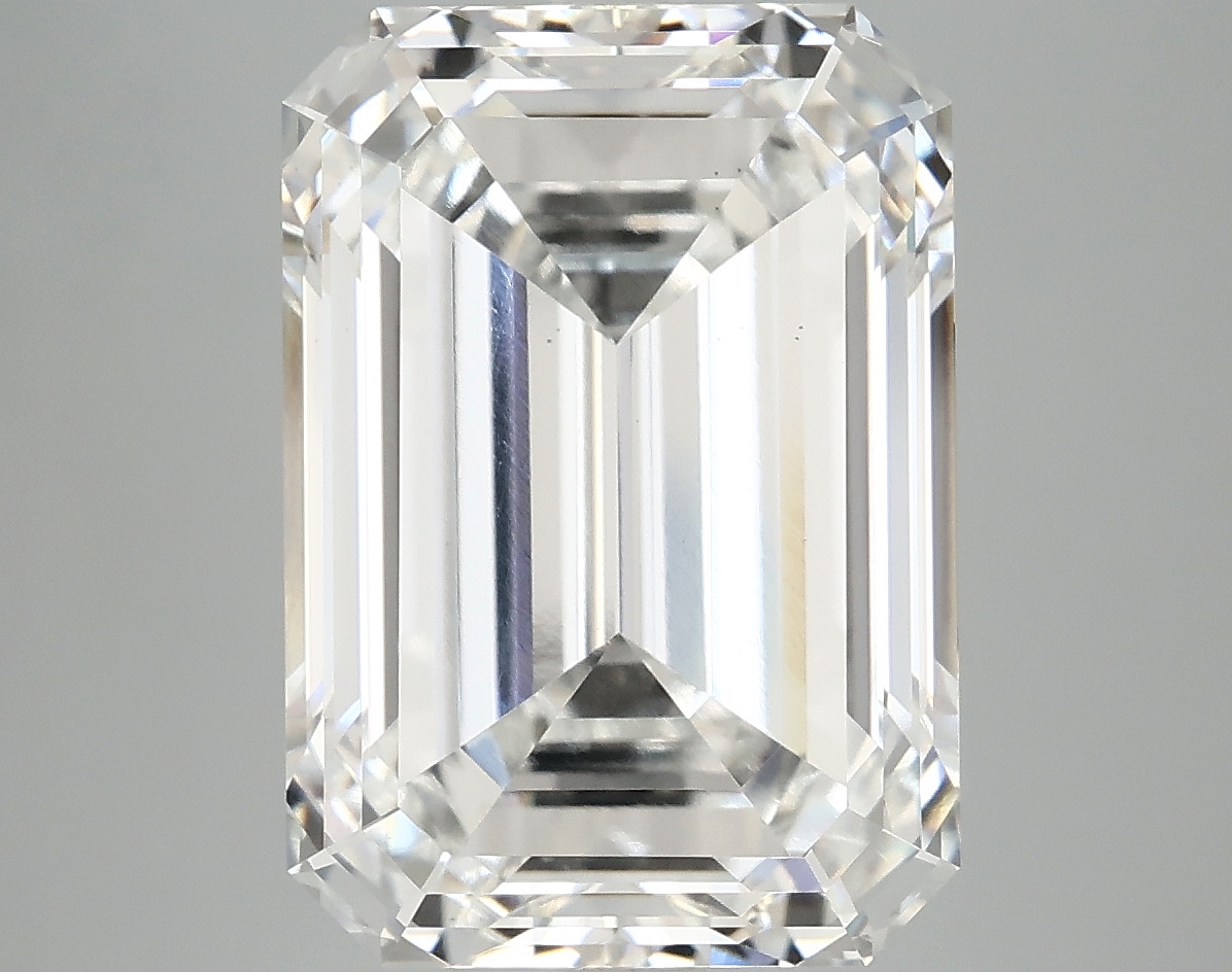 8.39 CT Emerald Diamond