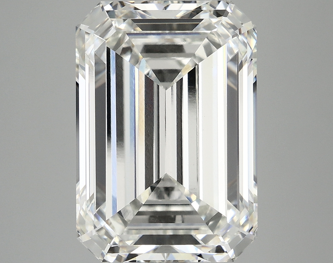 8.05 CT Emerald Diamond