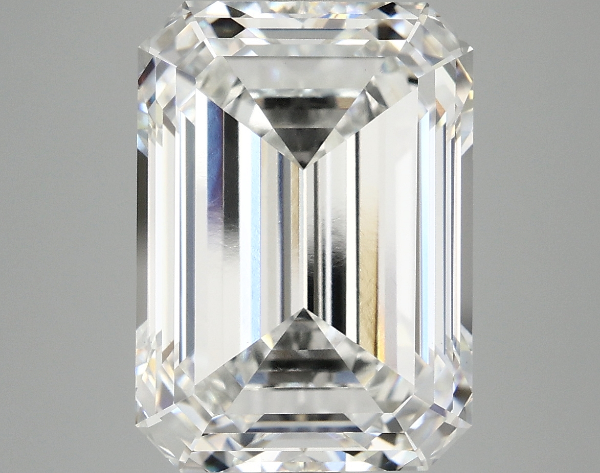 8.17 CT Emerald Diamond