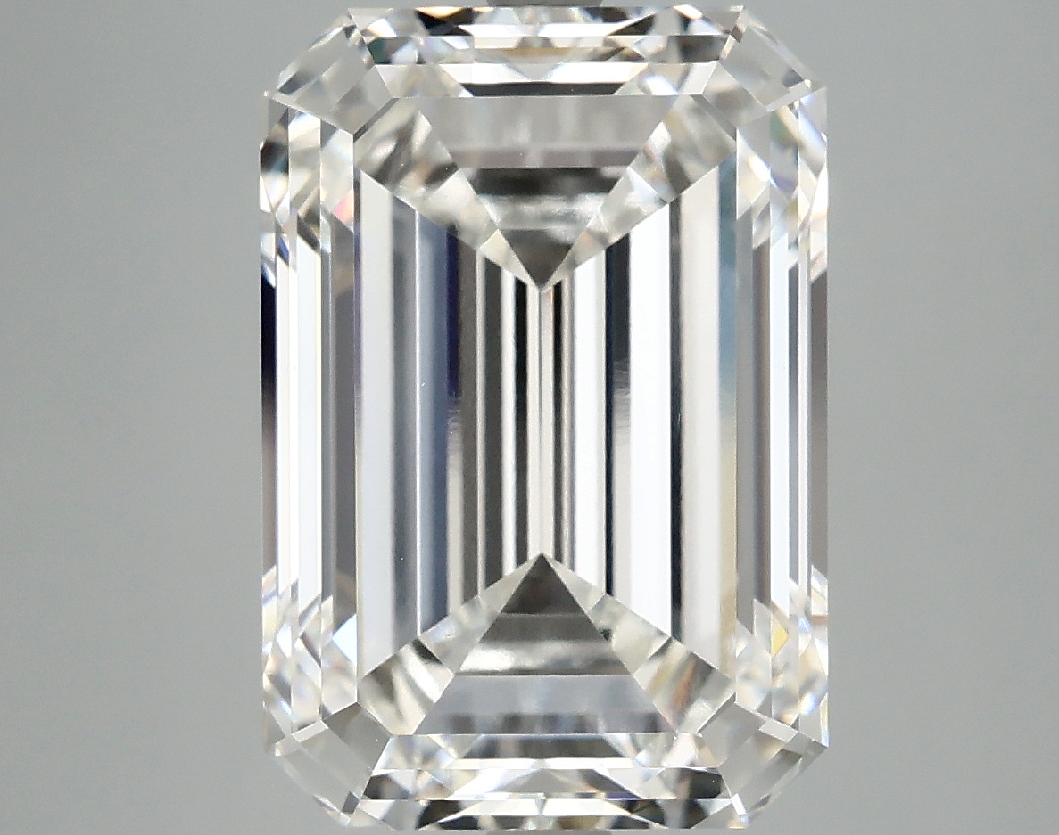 8.19 CT Emerald Diamond