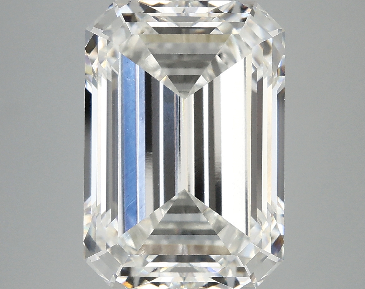 8.50 CT Emerald Diamond