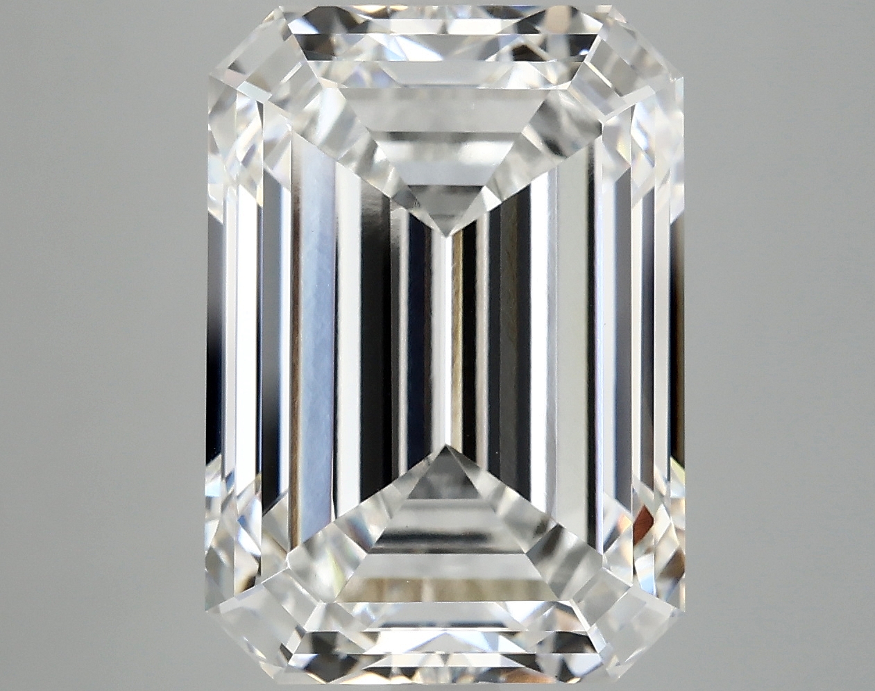 10.63 CT Emerald Diamond