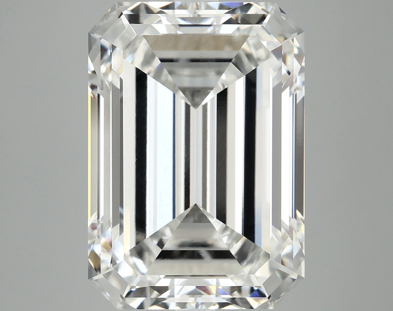 10.22 CT Emerald Diamond