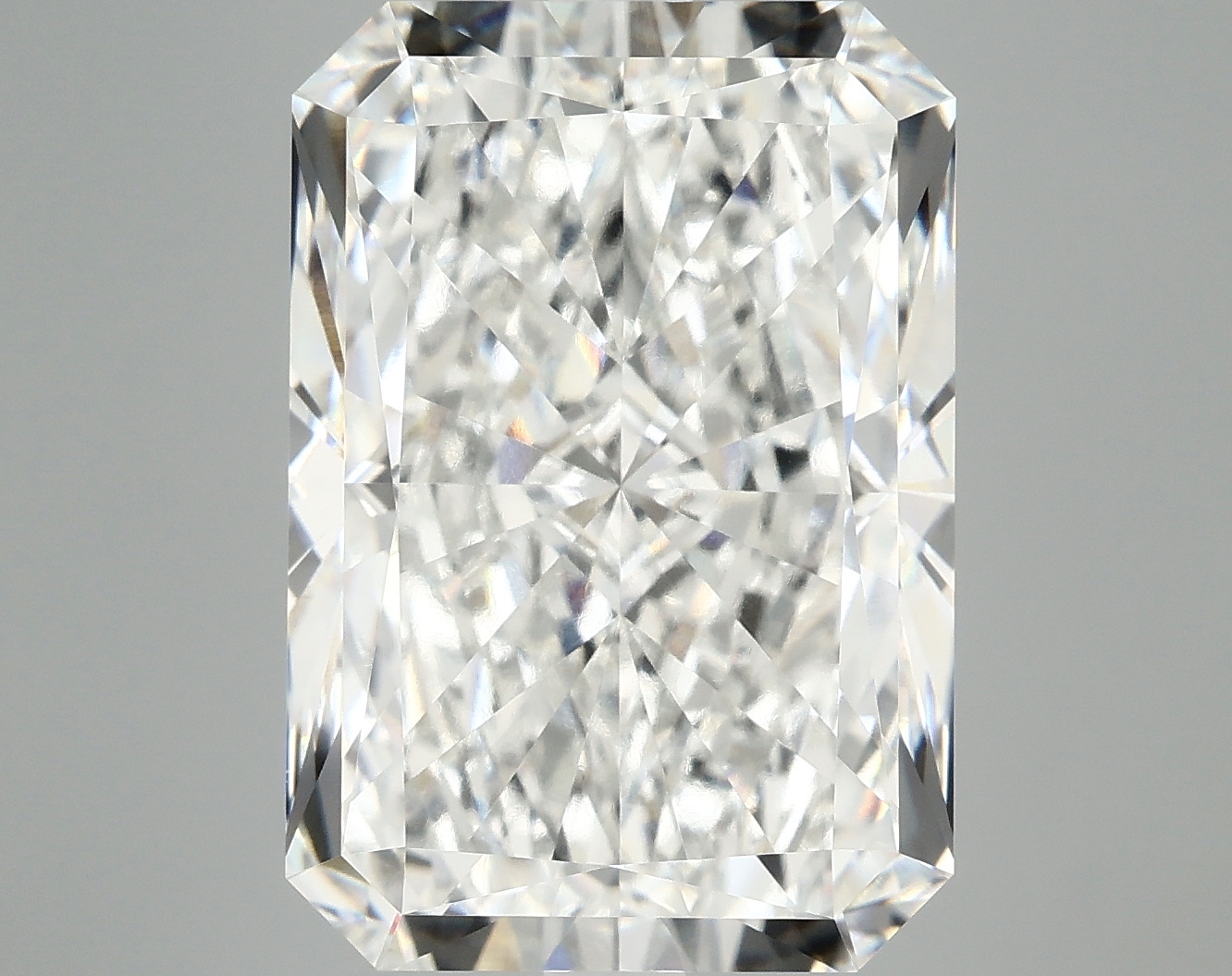 10.42 CT Radiant Diamond