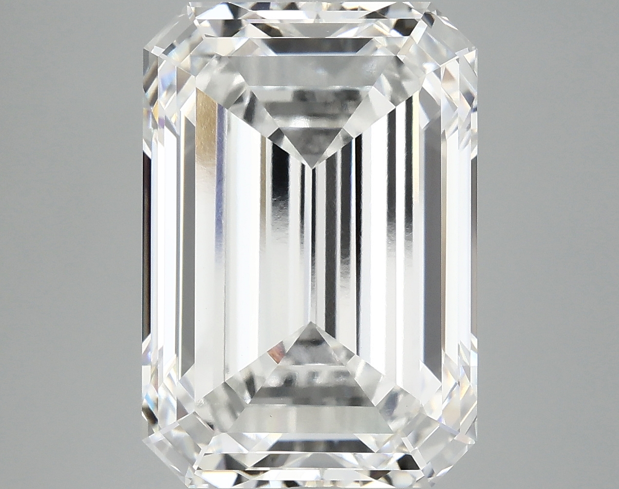 10.19 CT Emerald Diamond